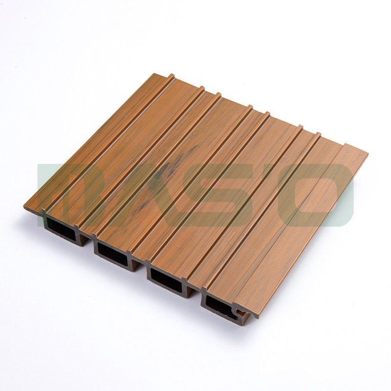 Le bois absorbe-t-il le son ? Guide des meilleurs panneaux et insonorisation DIY